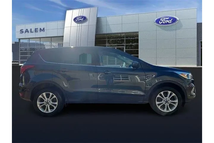 $12995 : Ford Escape 2019 AWD SE 4dr image 2