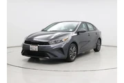 $17998 : Kia Forte 2023 LXS 4dr Sedan thumbnail