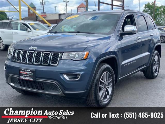 Used 2021 Grand Cherokee Limi image 2