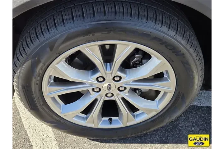 $22342 : Ford Explorer 2020 XLT 4dr S image 10