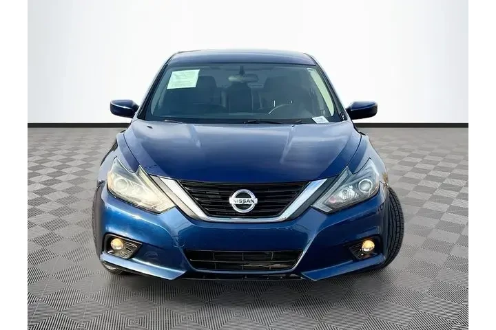 $11900 : Nissan Altima 2018 2.5 SR 4d image 3