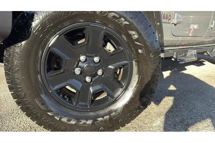 $35953 : Jeep Gladiator 2021 4x4 Moja image 9