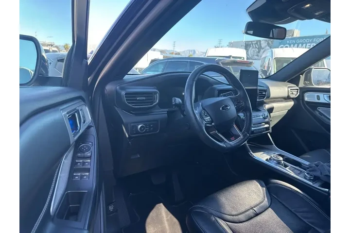 $35850 : Ford Explorer 2020 AWD ST 4d image 7