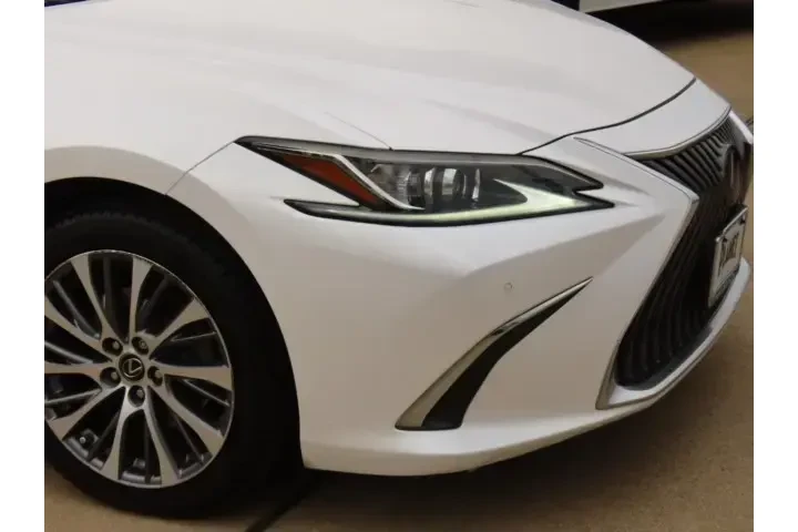 $28911 : Lexus ES 350 2020 4dr Sedan image 5