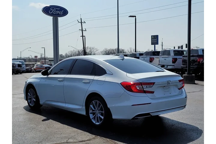 $25495 : Honda Accord 2021 LX 4dr Sed image 6