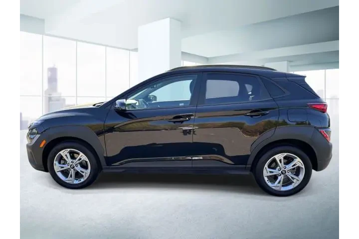 $20999 : Hyundai KONA 2023 AWD SEL 4d image 2