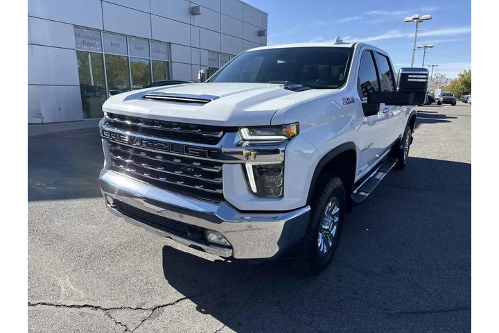 $47973 : 2021 Silverado 3500HD LTZ image 3