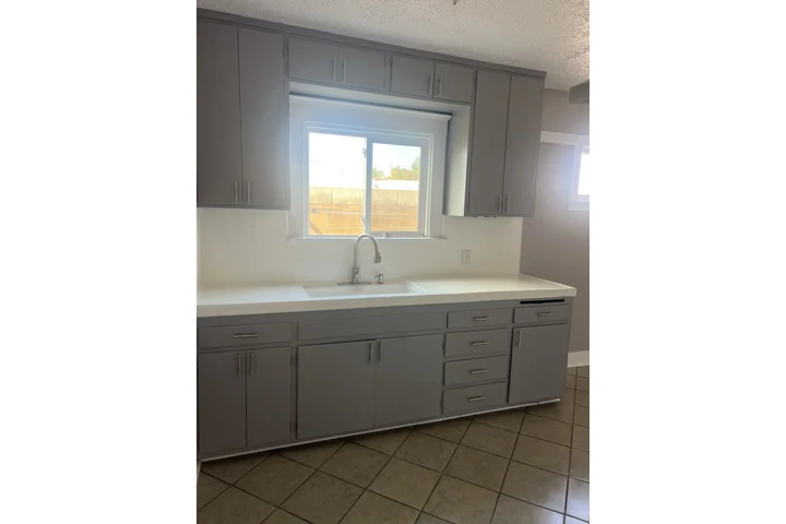 $3300 : Casa de 3 Rec image 6