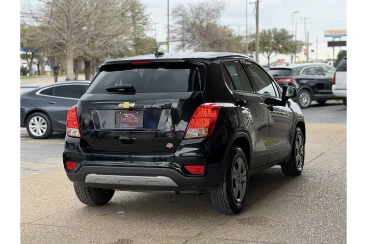 $14999 : 2018 Trax LS image 9