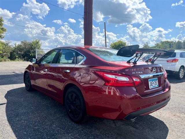 $8995 : 2016 Altima 2.5 S image 8