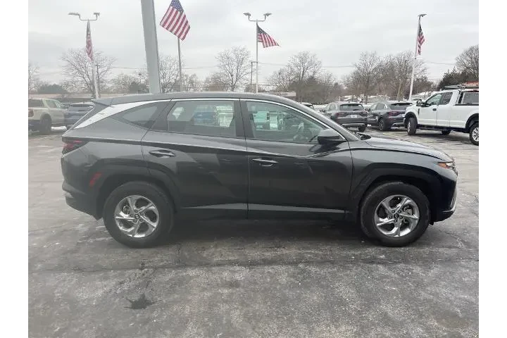 $21588 : Hyundai TUCSON 2023 AWD SE 4 image 8