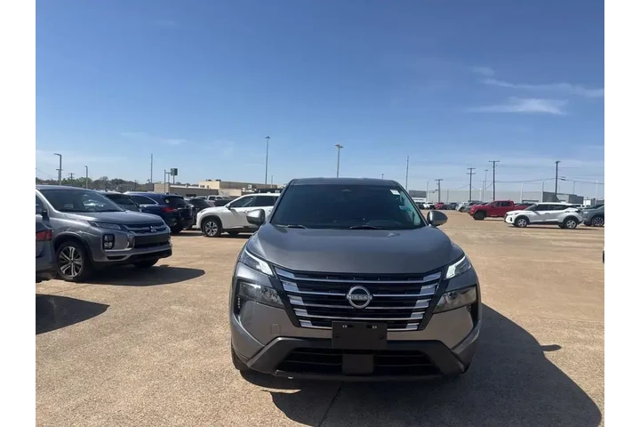 $20495 : Nissan Rogue 2024 SV 4dr Cro image 5