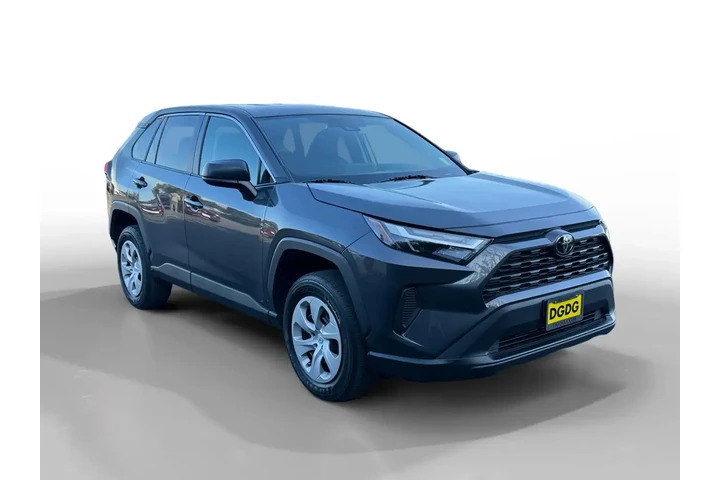 $27100 : Toyota RAV4 2024 AWD LE 4dr image 7