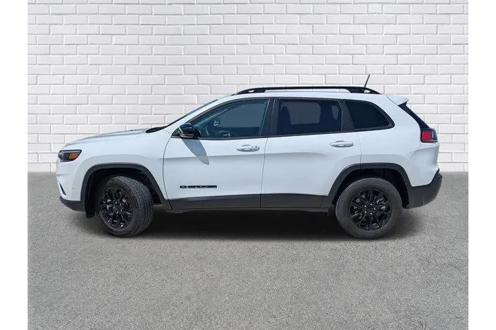 $24995 : Jeep Cherokee 2023 4x4 Altit image 2