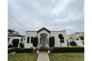 Acogedora Casa de 2 Recamaras en Los Angeles