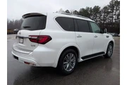 $40000 : INFINITI QX80 2023 AWD Luxe thumbnail