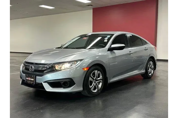 $17801 : Honda Civic 2018 LX 4dr Seda image 1