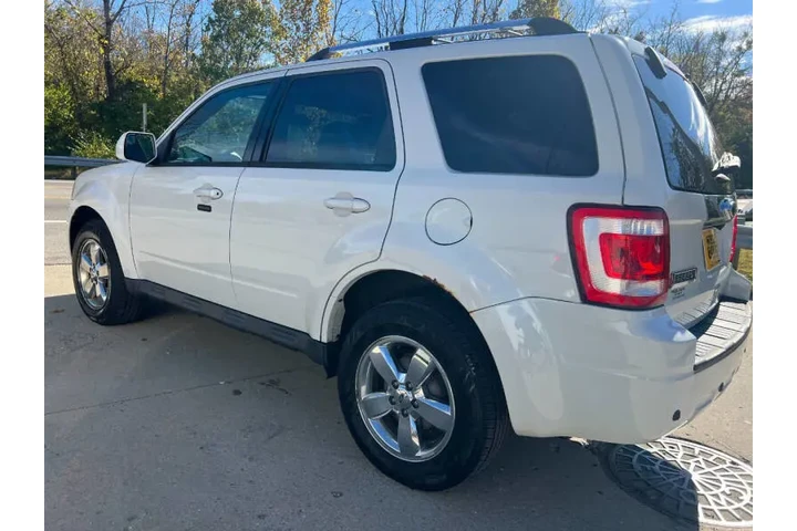$5295 : 2011 Escape Limited image 9
