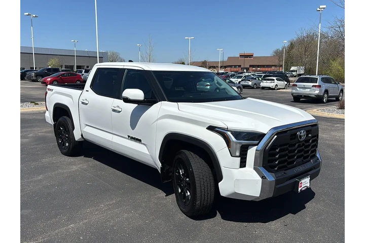 2023 Tundra SR5 image 7