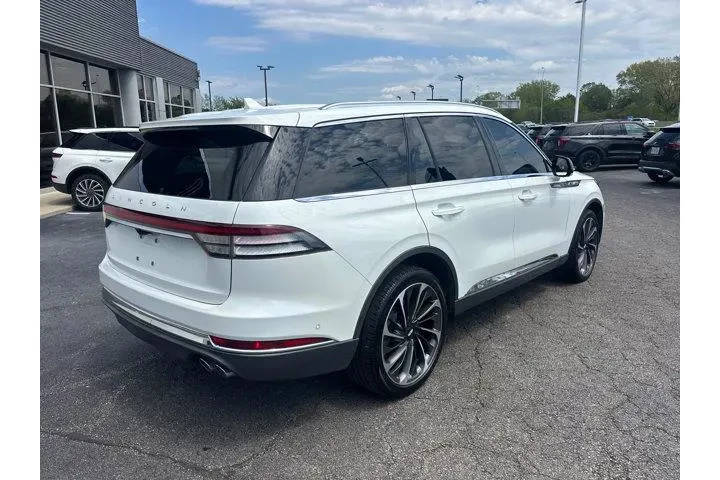 $32985 : Lincoln Aviator 2020 AWD Res image 7