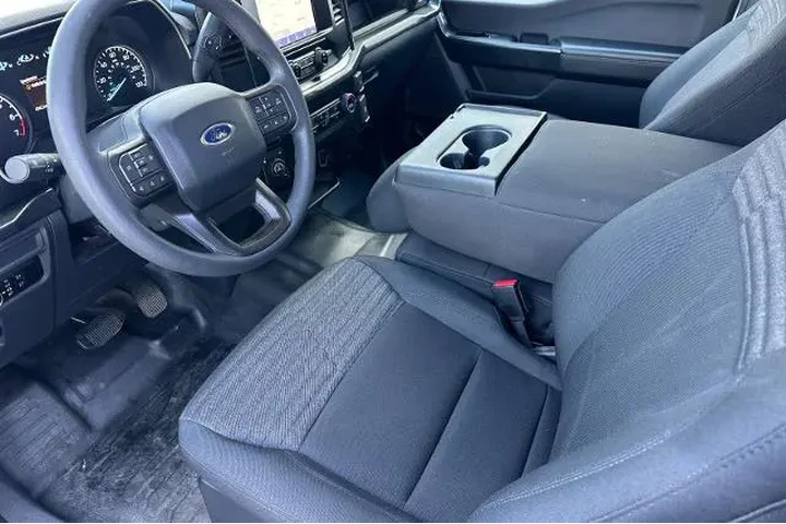 $38000 : Ford F-150 2023 4x4 XL 4dr S image 6