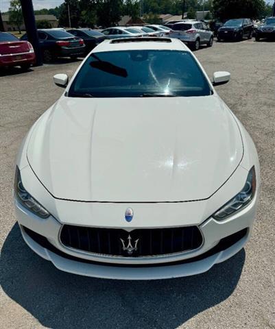 $17900 : 2017 Ghibli S image 4