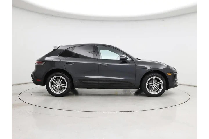 $38998 : Porsche Macan 2023 AWD T 4dr image 7