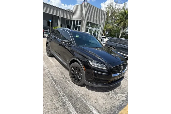 $30990 : Lincoln Nautilus 2022 Reserv image 2