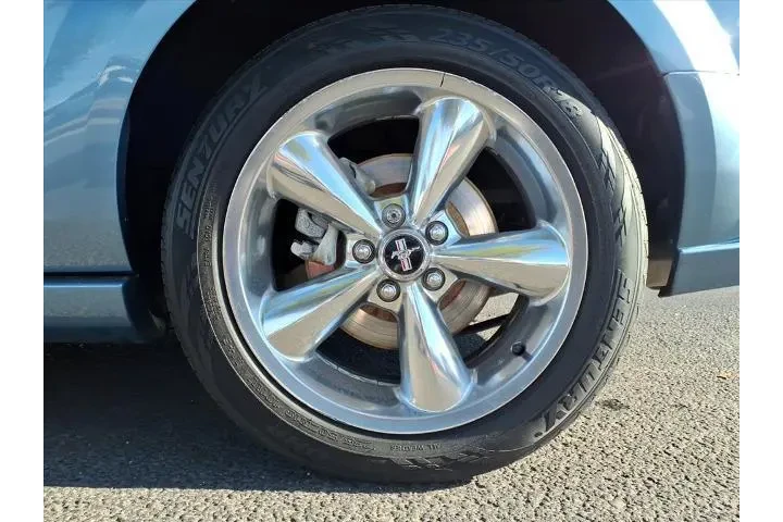 $10645 : Ford Mustang 2006 GT Deluxe image 9