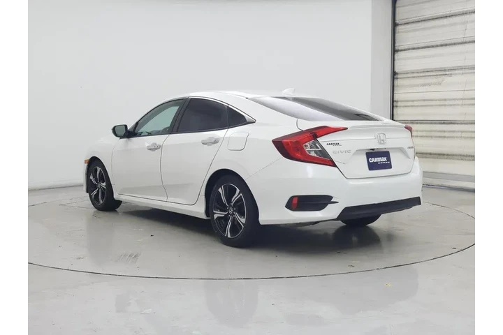 $19998 : Honda Civic 2017 Touring 4dr image 2