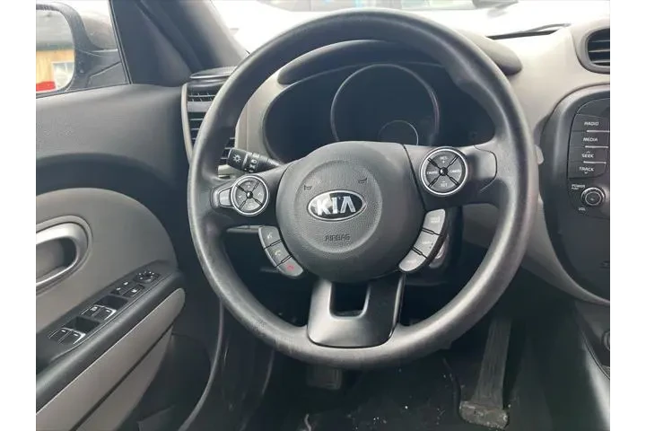 $12433 : Kia Soul 2018 4dr Crossover image 6