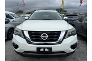 $9300 : 2018 Pathfinder Platinum thumbnail