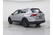 $22998 : Volkswagen Tiguan 2024 SE 4d thumbnail