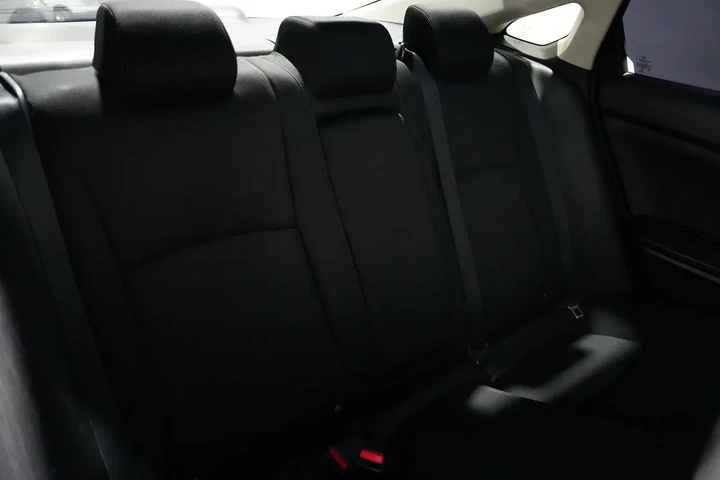 $18050 : 2021 Civic Sedan image 9