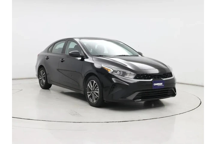 $16998 : Kia Forte 2024 LX 4dr Sedan image 1