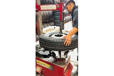 SOLICITAMOS LLANTERO en Los Angeles