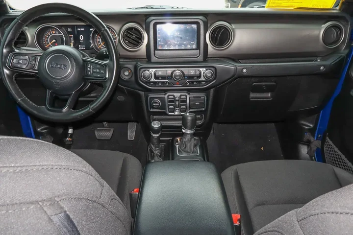 $27988 : 2020 Gladiator Sport S 4x4 image 10