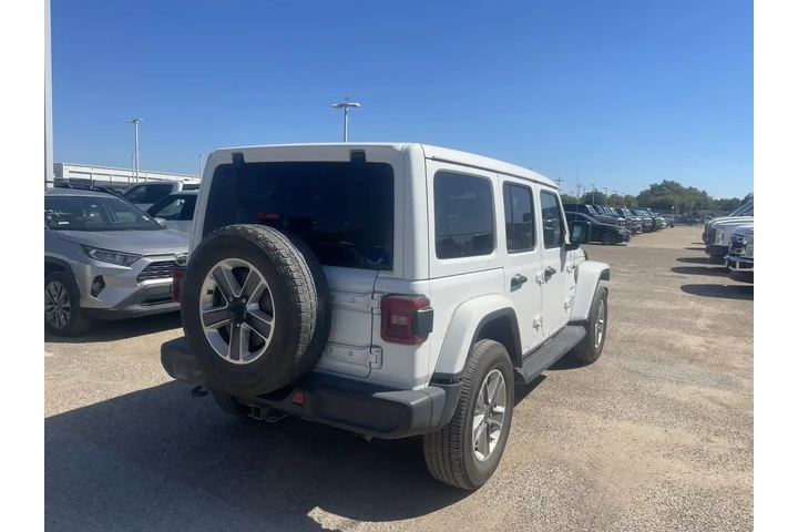 $27859 : Jeep Wrangler Unlimited 2021 image 3