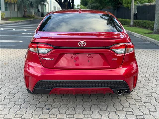 $12900 : 2020 Toyota Corolla SE RED image 4