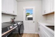 $2425 : 3Bed 2Bath in James M Wood, LA thumbnail