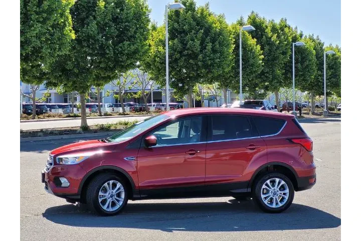 $12600 : Ford Escape 2019 SE 4dr SUV image 7
