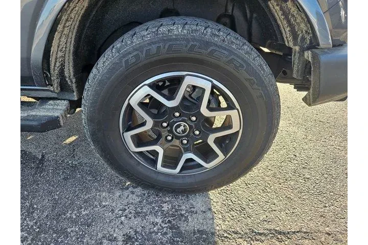 $37500 : Ford Bronco 2022 4x4 Outer B image 9