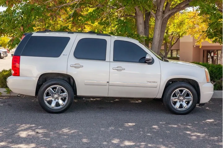2010 GMC Yukon SLT image 4