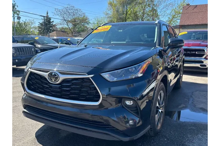 $27995 : 2022 Highlander XLE image 4