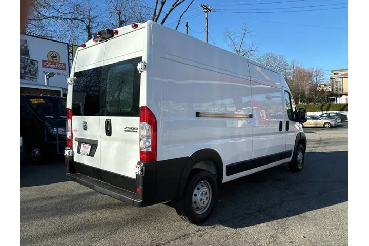 $31499 : 2023 RAM ProMaster 2500 159 WB image 7