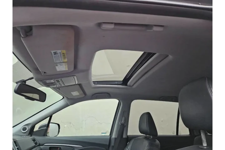 $17200 : 2016 Pilot EX-L image 10