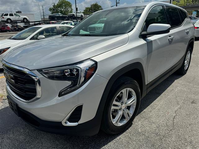 $13000 : GMC TERRAIN SLE SPORT image 4