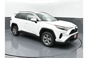 $27015 : Toyota RAV4 2024 XLE 4dr SUV thumbnail