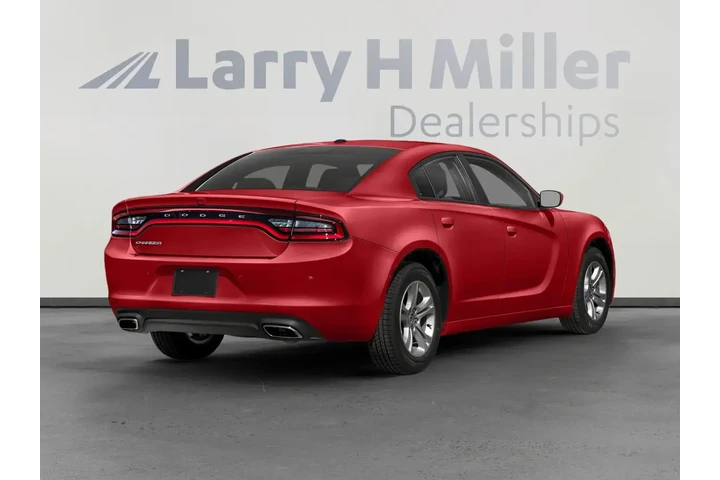 Dodge Charger 2021 SXT 4dr S image 2