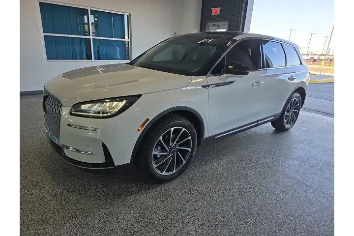 Lincoln Corsair 2023 Standar image 1